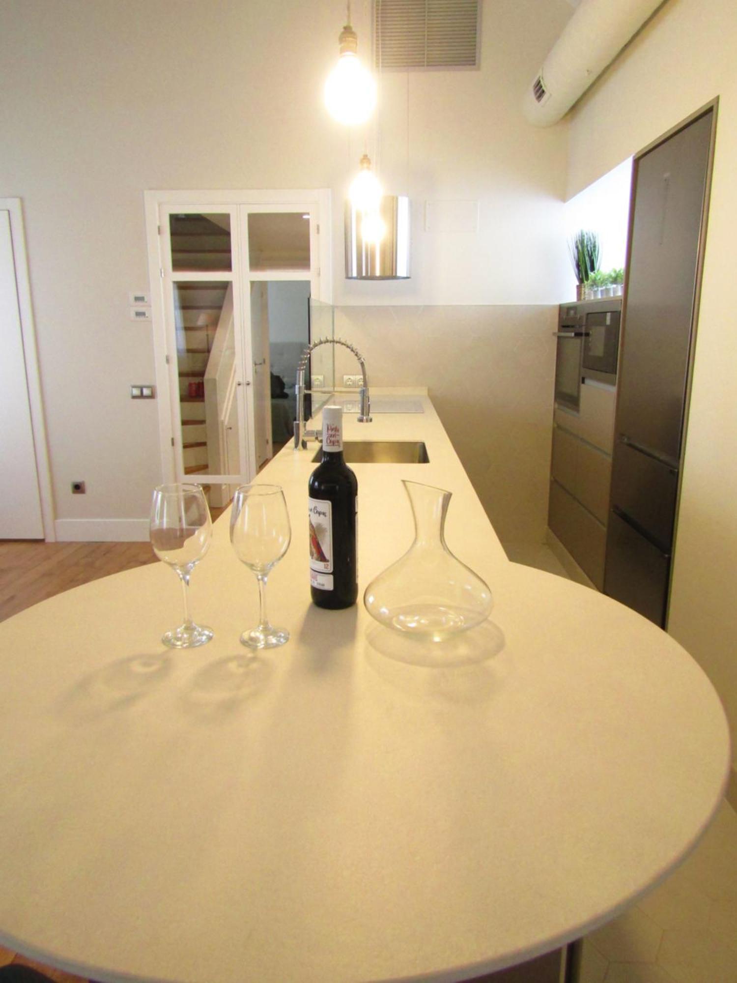 Duplex De Lujo Junto Al Bernabeu Real Madrid Villa Eksteriør billede