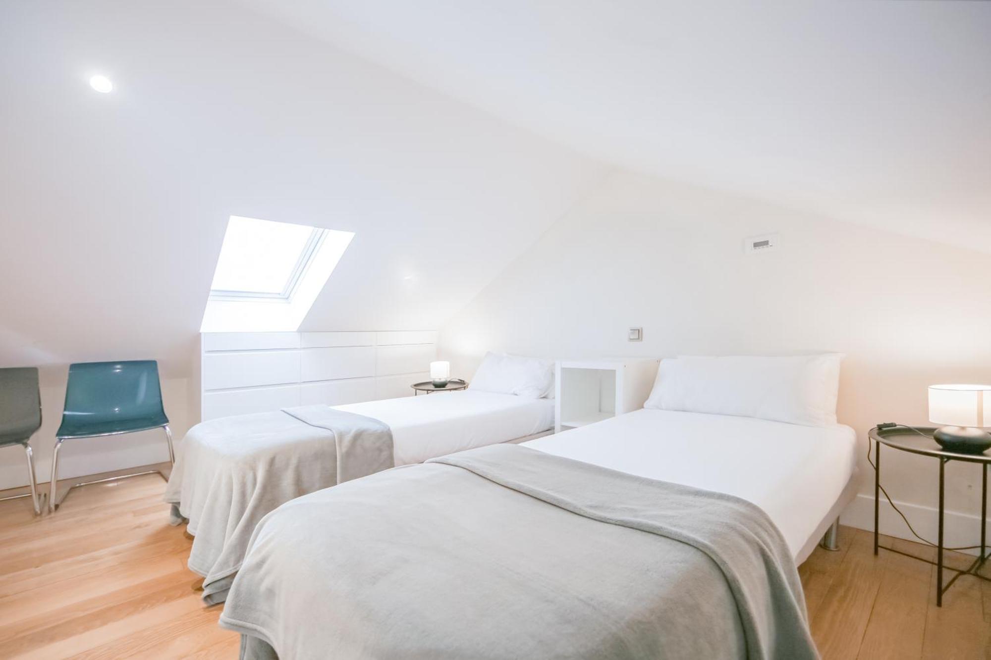 Duplex De Lujo Junto Al Bernabeu Real Madrid Villa Eksteriør billede